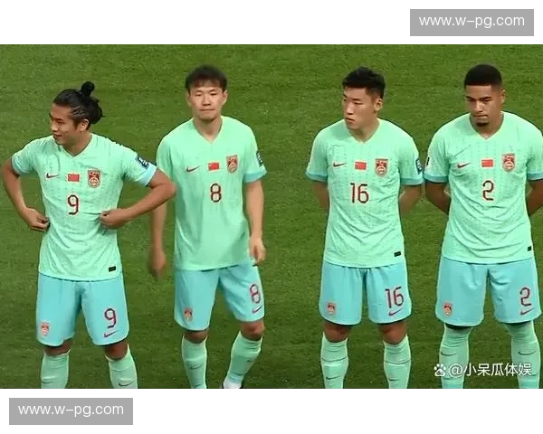 狮王咆哮与荣耀之战：世界杯英格兰vs豪强的宿命对决，谁在定义现代足球的巅峰？